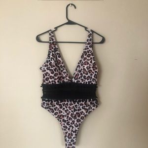 Leopard one piece bikini